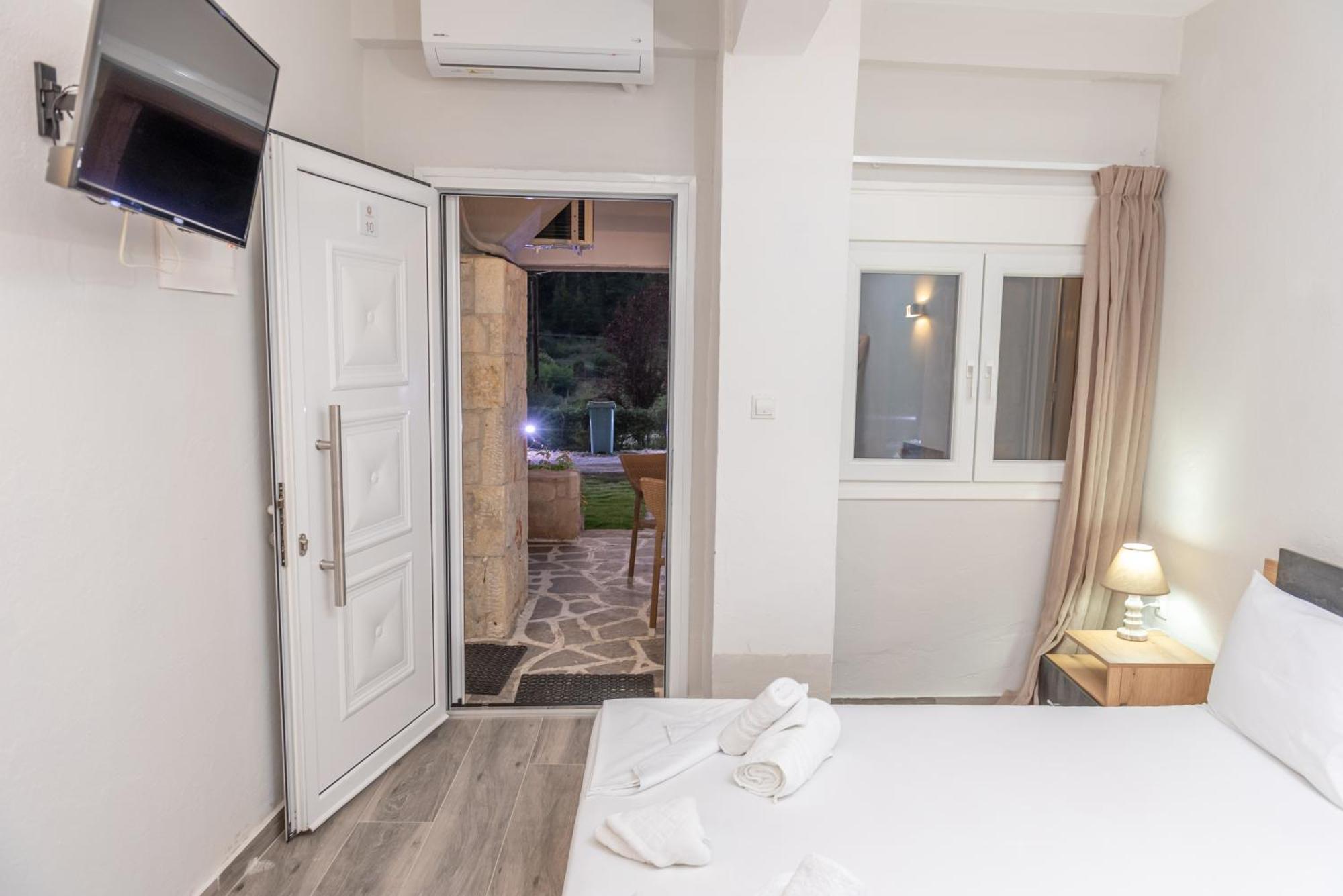 Medusa Rooms Kallithea  Exterior photo