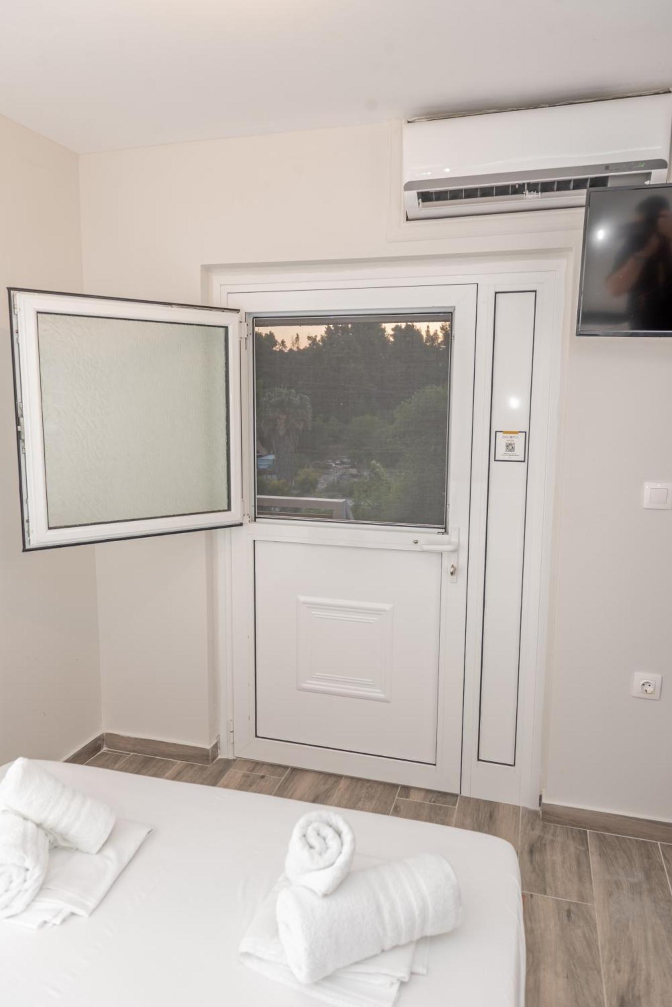 Medusa Rooms Kallithea  Exterior photo